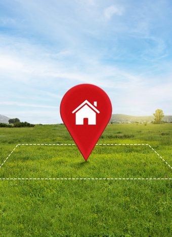 delimitation-de-terrain-avec-ciel-clair